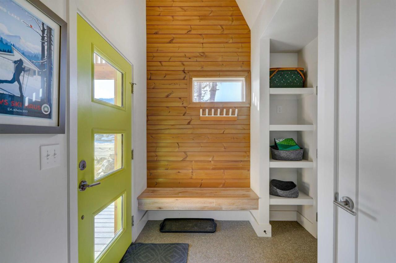 Modern Grand Lake Cabin With Fireplace And Deck! エクステリア 写真